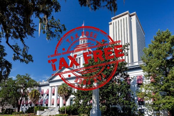 Florida does not have a state income tax.